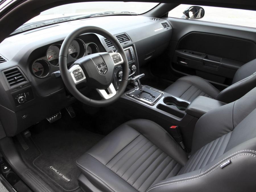  Dodge Challenger Rallye Redline 2012 года  (фото 24 из 25)